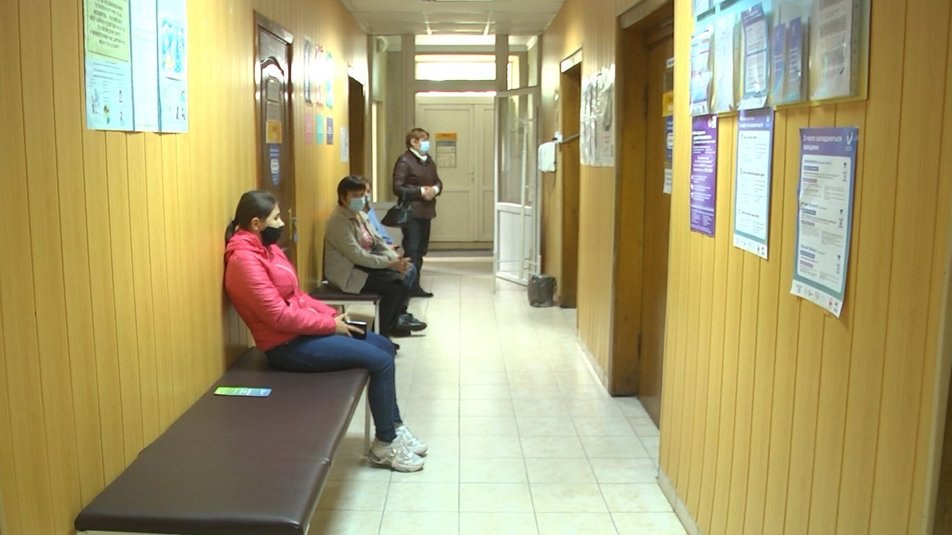 Для того, щоб відкрити електронний лікарняний, пацієнт має бути у реєстрі застрахованих осіб