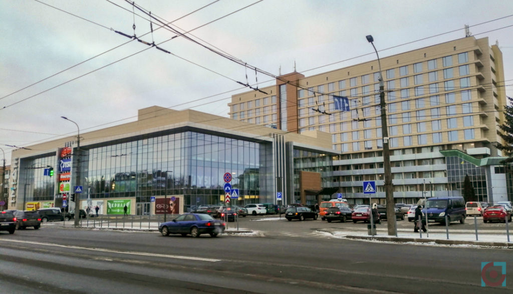 «Імідж» та «Лучеськ» нині належать ТОВ «Три Л», яку контролюють Лазорки та Палиці