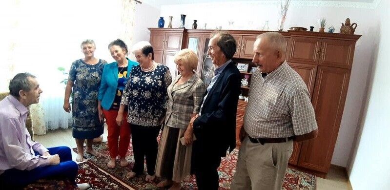 41 рік після випуску. Його дотепер називають найкращим деканом.