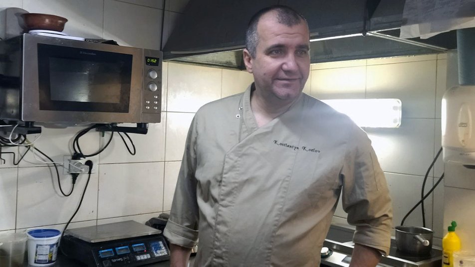 Шеф-кухар Костянтин Козлов. Фото: Суспільне Луцьк