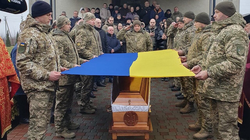 На Волині попрощалися із Героєм Олександром Ляшуком