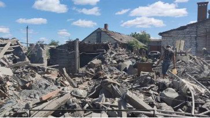 На Волині уламки ворожого безпілотника впали на житловий будинок: є жертви