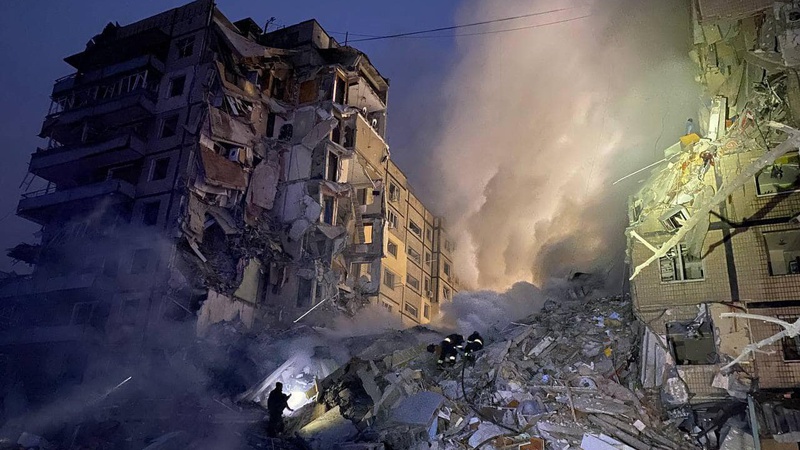 По багатоповерхівці у Дніпрі вдарили такою ж ракетою, як по ТЦ в Кременчуці, – Ігнат