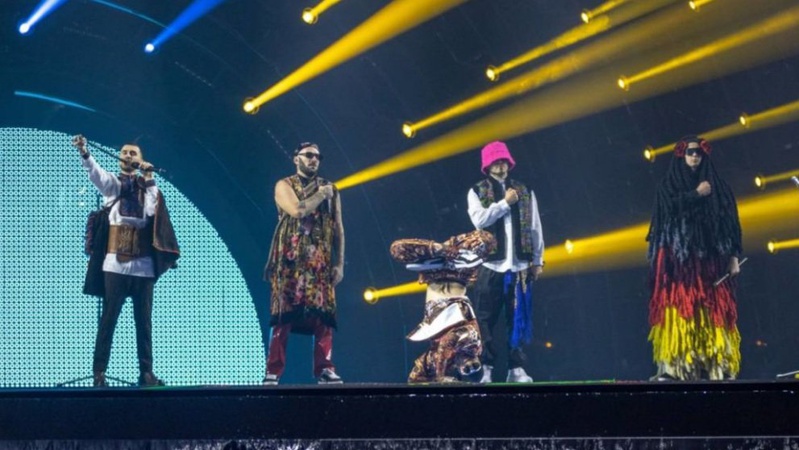 Лідер «Kalush Orchestra» зі сцени «Євробачення» закликав світ врятувати українців з «Азовсталі»