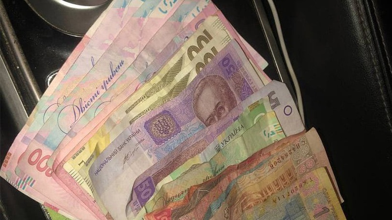 Молоді лучани хотіли «заплатити» патрульним за п’яне водіння автомобілем