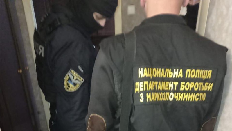 На Волині провели 20 обшуків у наркоторговців