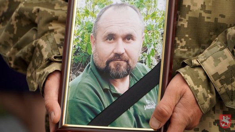 На Волині попрощалися з Героєм Романом Нікітіним