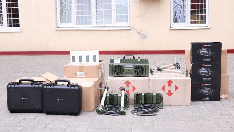 РЕБ та тепловізійні приціли: Луцьк передав військовим чергову допомогу