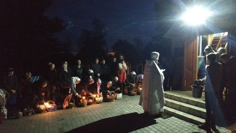 На Волині у великодню ніч дозволять відвідувати храми, але комендантську годину не скасують, – поліція