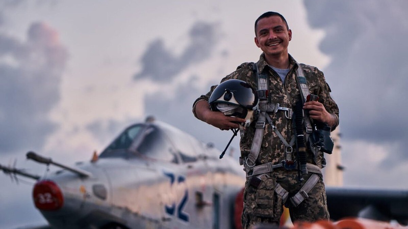 Відвів літак від житлових будинків: історія загиблого 24-річного пілота-аса