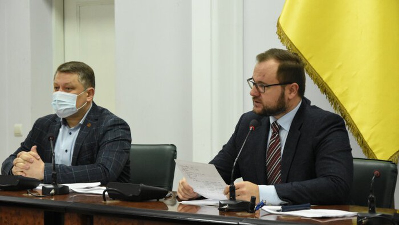 Мер Луцька Поліщук наказав не працювати із Муніципальною лікарняною касою