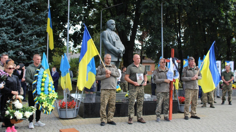 В Шацькій громаді відбулось прощання із загиблим Захисником