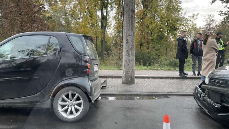 У центрі Луцька – затор через ДТП