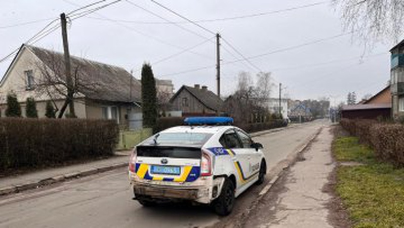 ДТП на Волині : водій в’їхав у поліцейську автівку