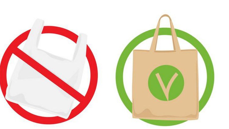 Коли заборонять пластикові пакети