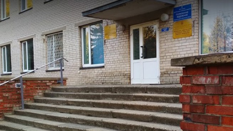 «Це як мерседес приєднати до запорожця», – лікар про приєднання Луцької районної поліклініки