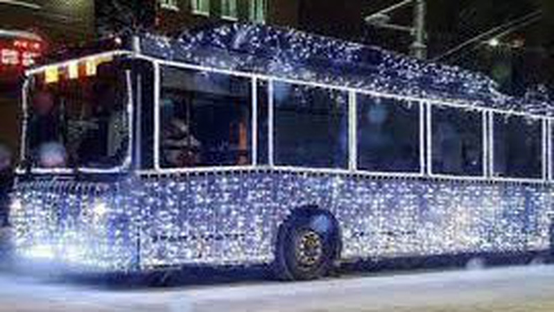 Як у Луцьку курсуватиме громадський транспорт у новорічну ніч