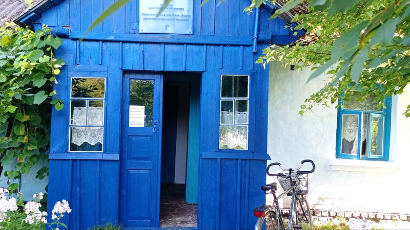 На Волині за 9 тисяч продали ветлікарню, хлів та гараж