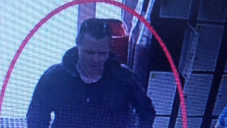 Пограбував магазин: у Ковелі поліція розшукує ймовірного крадія