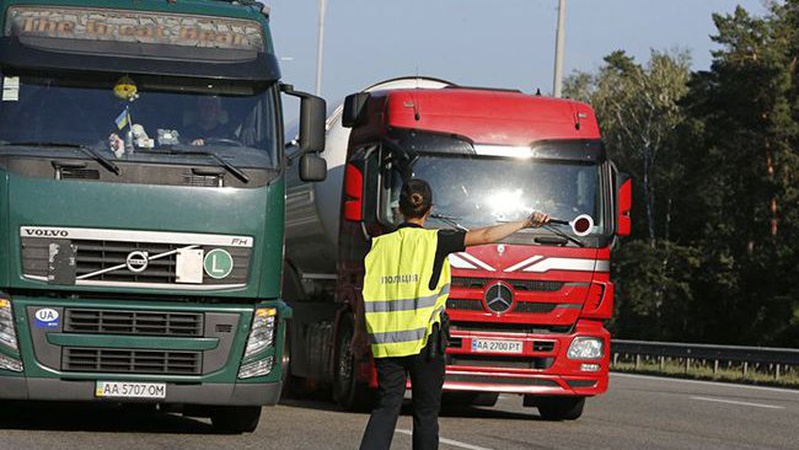 Волинян попереджають про сезонні обмеження руху великовагових транспортних засобів