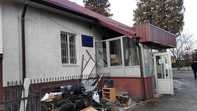 Підірвана будівля Любомльського суду відновленню не підлягає. ФОТО. ВІДЕО