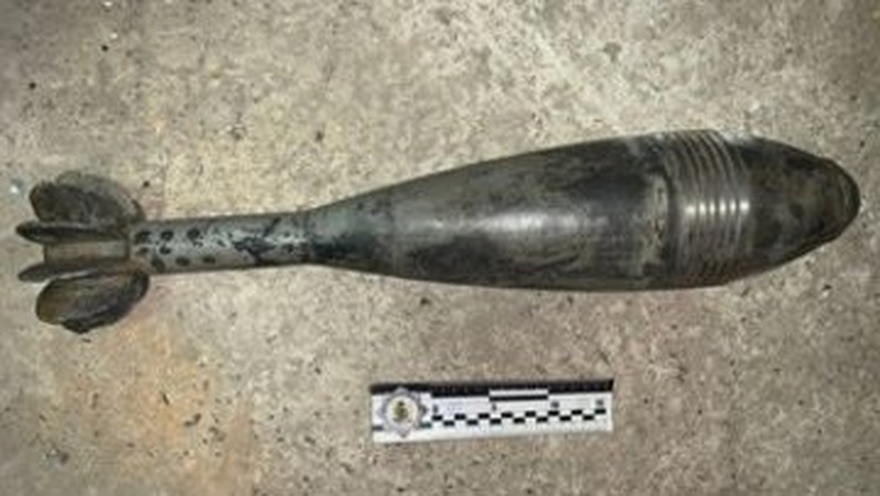 У помешканні лучанина знайшли мінометну міну. ФОТО