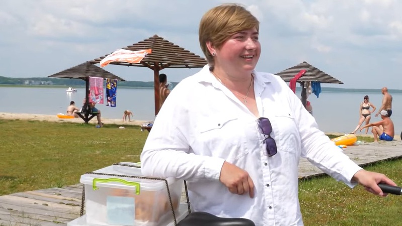 Волинянка поділилася рецептом популярних світязьких пончиків