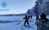 На Волині під лід провалився чоловік, він загинув. ФОТО 18+