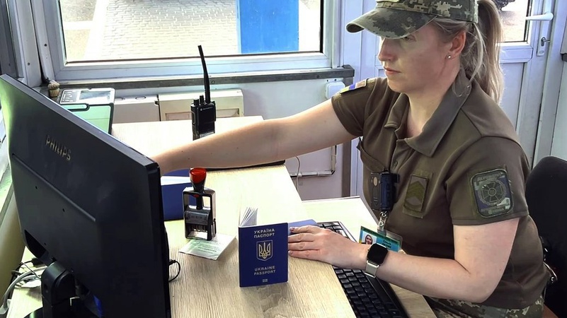 Студенти не підлягають мобілізації, але не можуть виїздити за кордон — ДПСУ