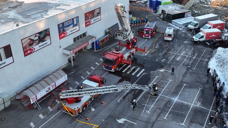 У Луцьку відбулись пожежно-тактичні навчання у «Новій лінії»