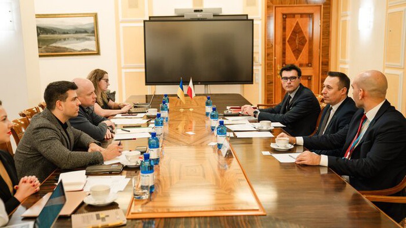 Україна та Польща узгодили план дій для розблокування кордону