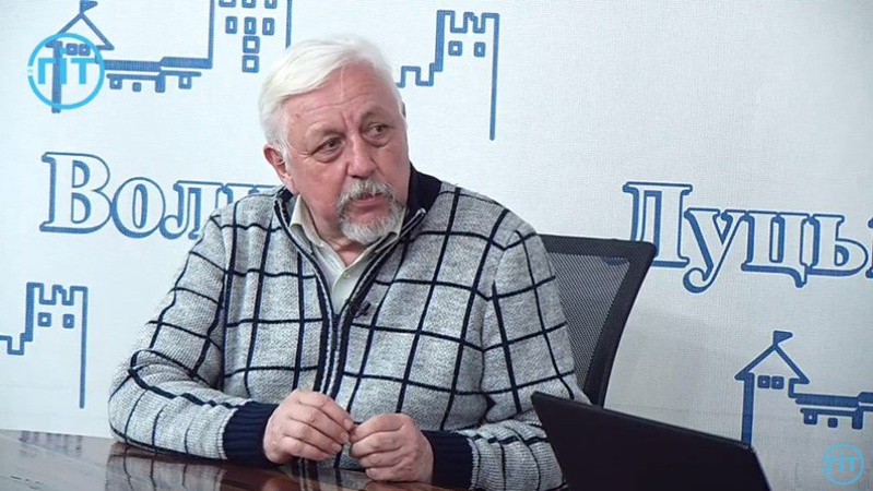 Сьогодні відзначає ювілей заслужений журналіст України Олег Величко