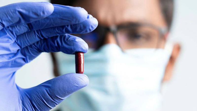 Повідомили, хто з українців отримає ліки від COVID