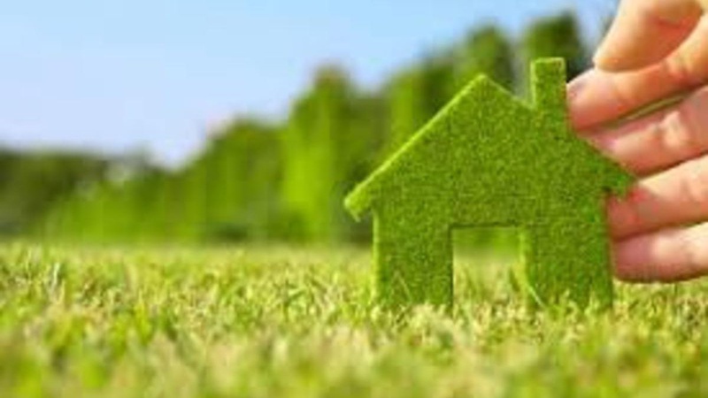 У Луцьку двох підприємців просять сплатити майже 300 тисяч гривень за користування земельними ділянками