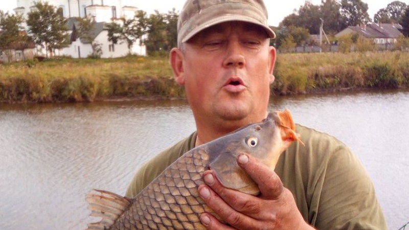 Волинський екснардеп-«регіонал» живе з продажу кролів і груш. ВІДЕО