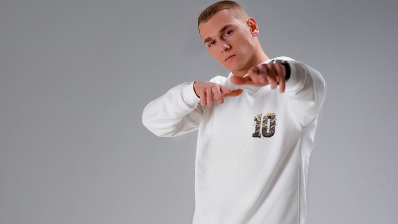 Реп-виконавець BURLA презентував пісню до 10-річчя російсько-української війни