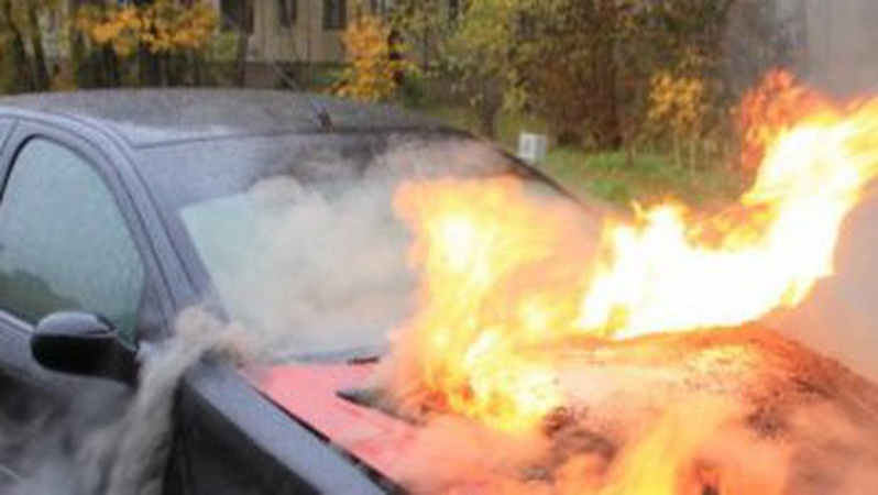 У місті на Волині горів автомобіль