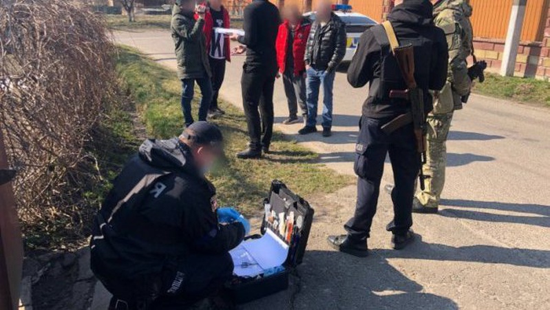 Чоловік з Одеси приїхав на Волинь розкладати «закладки». ФОТО