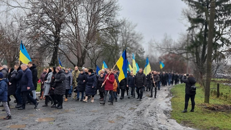 Підгайцівська громада провела в останню путь захисника України Павла Демчинського