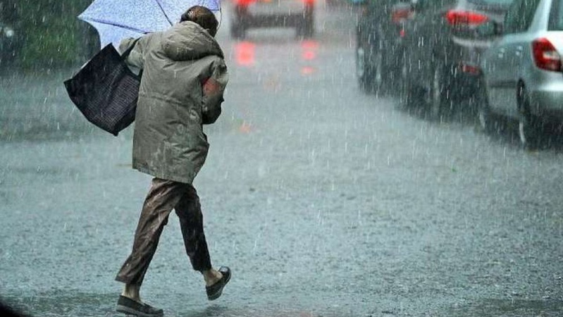 Сильний вітер і дощі: прогноз погоди на 4 листопада