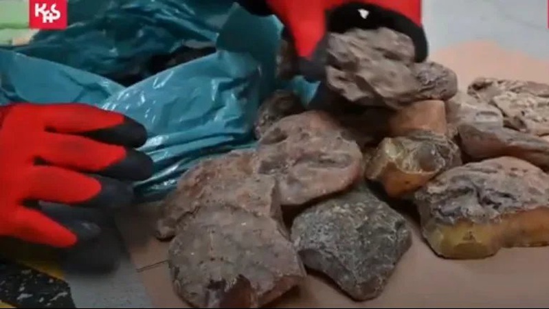 На Волині з’ясували, скільки бурштину протягом трьох років пропустили за кордон українські митники