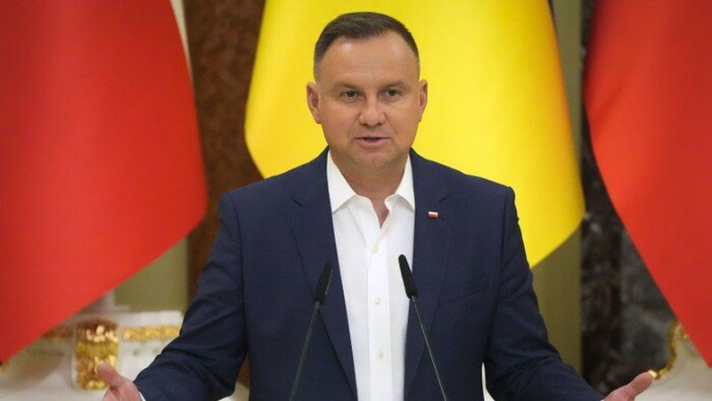 Дуда: Україна схожа на потопельника, який може затягнути Польщу на глибину
