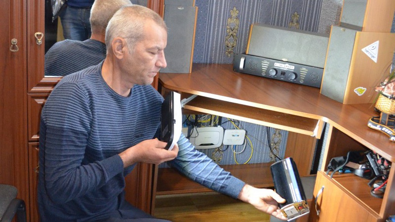 Волинянин встановив автономну систему енергопостачання із сонячних модулів