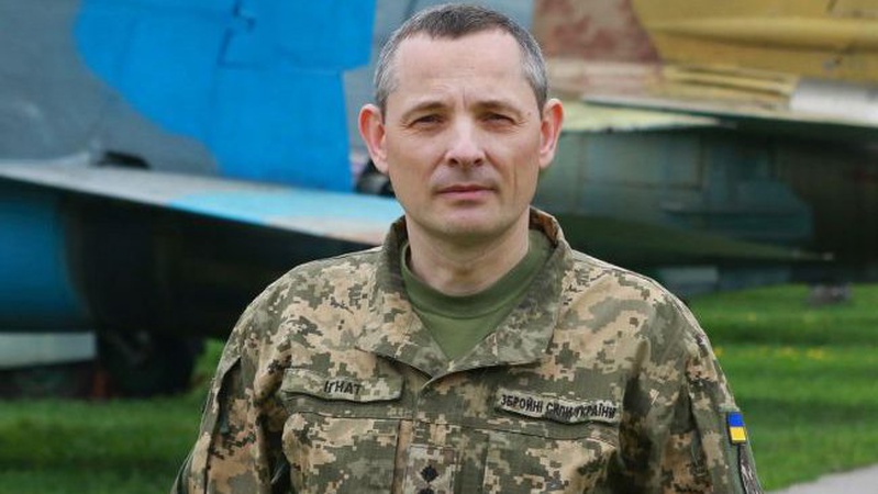 Росіяни атакують Україну «Шахедами» з двох напрямків, є збиття, - Ігнат