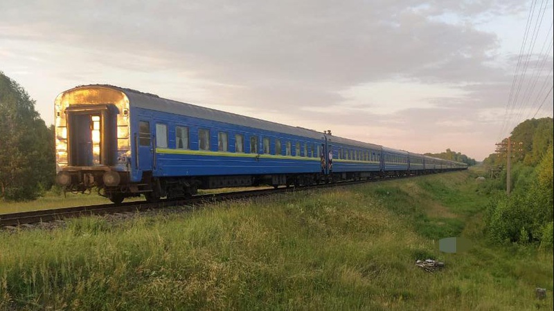 Потяг переїхав мотоцикліста: подробиці смертельної ДТП на Волині. ФОТО