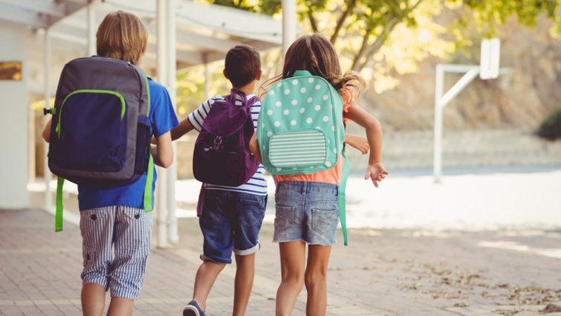 Що покласти у рюкзак школяра під час війни