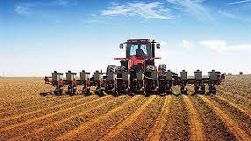 На Волині аграрії почали сіяти пшеницю. ВІДЕО