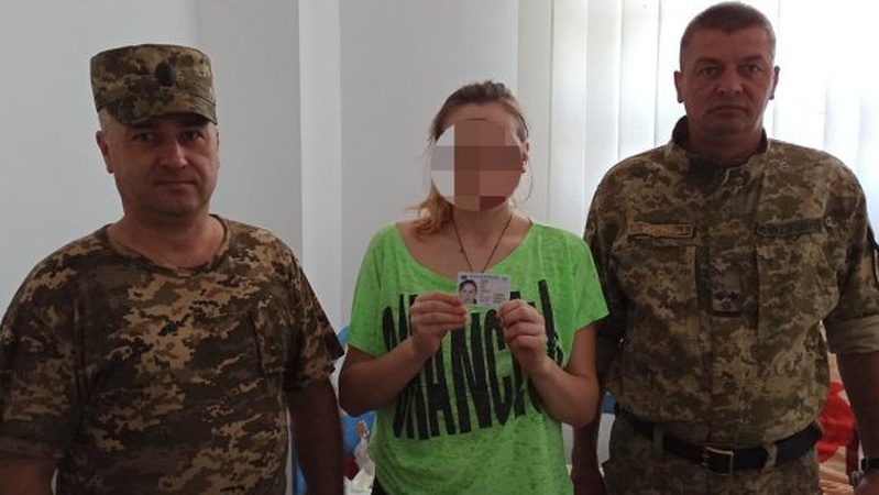 Жінка, яка народила у Луцькому СІЗО, отримала паспорт