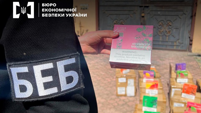 Бюро економічної безпеки на Волині вилучило контрабандні електронні сигарети вартістю 3,2 млн грн