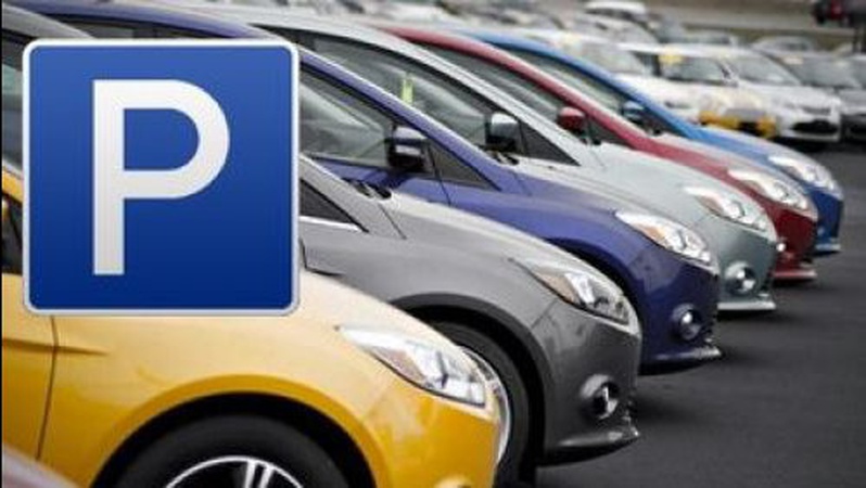 Біля «Старого» ринку в Луцьку авто паркуватимуть «по-новому»